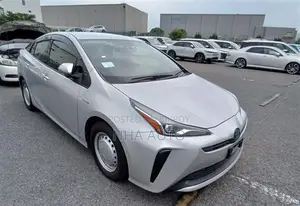 Toyota Prius S PACKAGE 2020