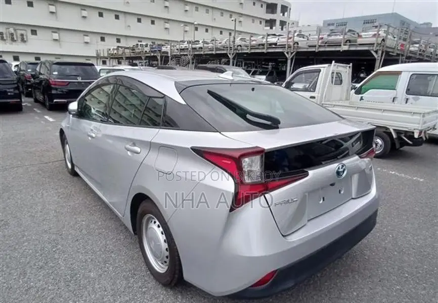 Toyota Prius S PACKAGE 2020