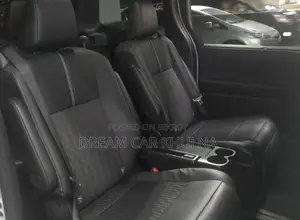 Toyota Noah S-Z Leg Rest 4.5 Grade 58k Mileage 2022