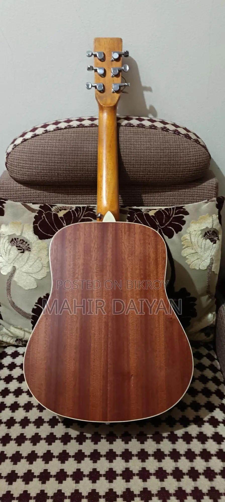 Guitar for sale