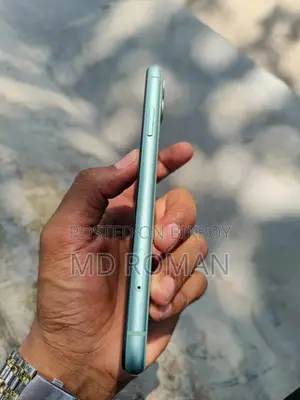 Apple iPhone 11 (Used)