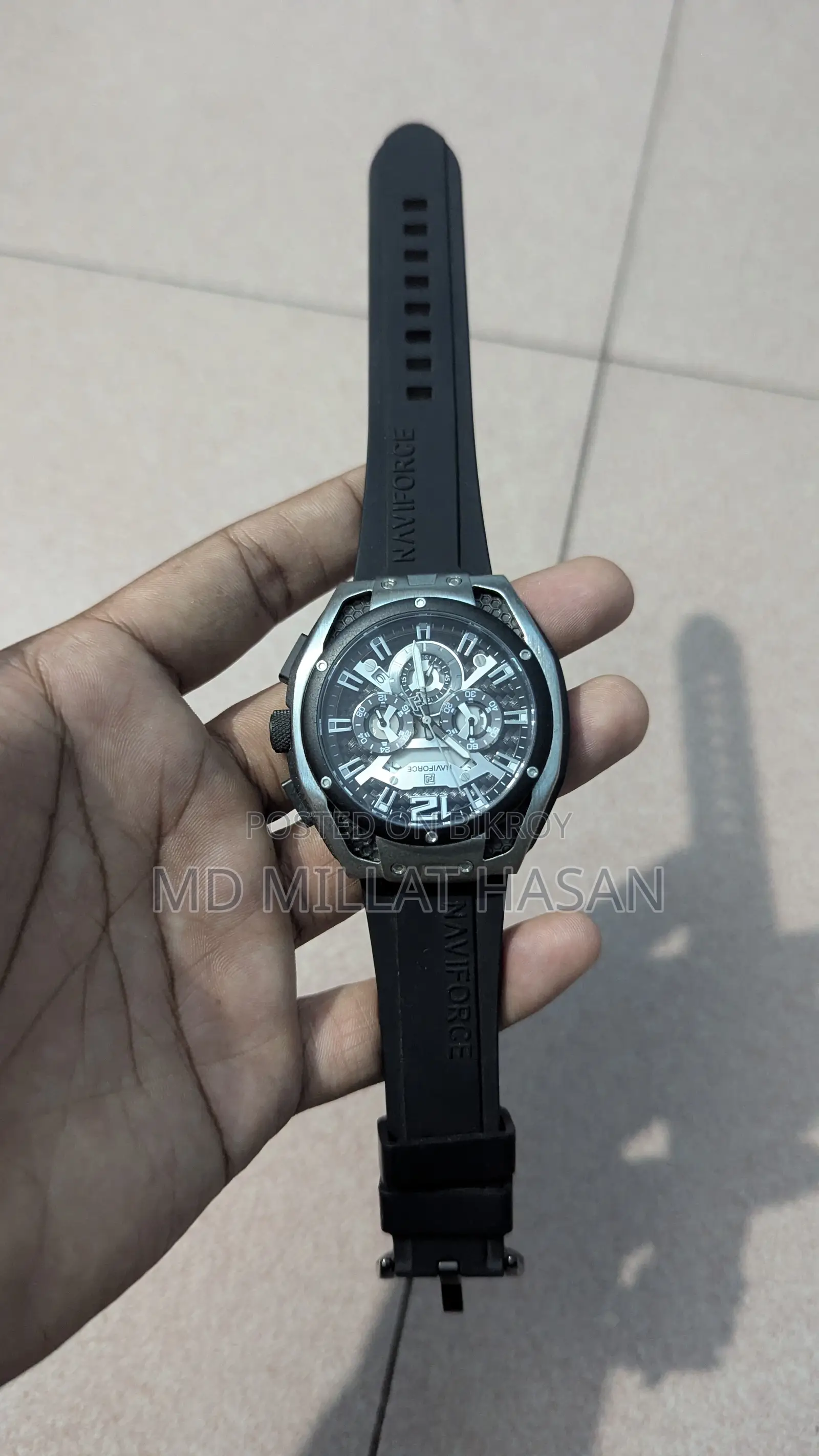 Naviforce NF8063 ঘড়ি