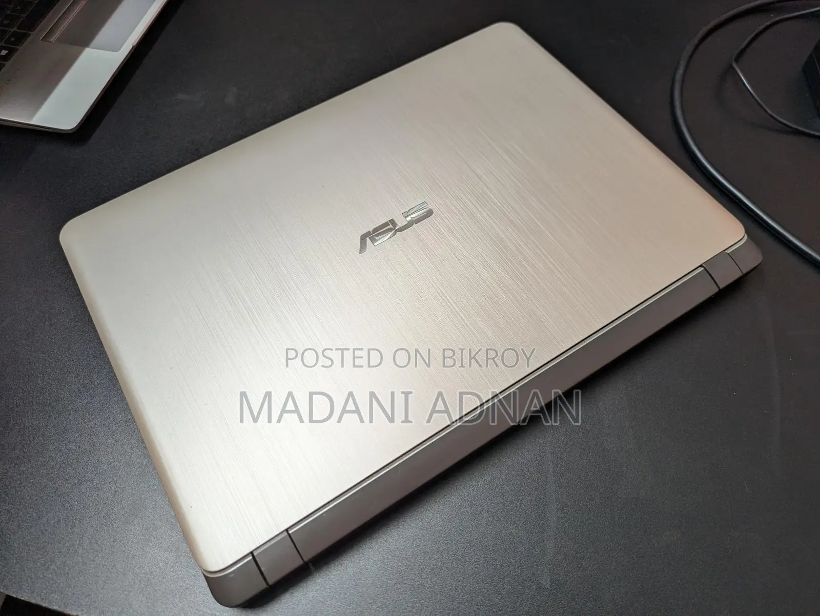 ASUS VivoBook 15 (Core i7 8th Gen, 16GB RAM, 1TB SSD)
