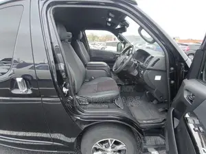 Toyota Hiace SUPER GL DARK PRIME 2021