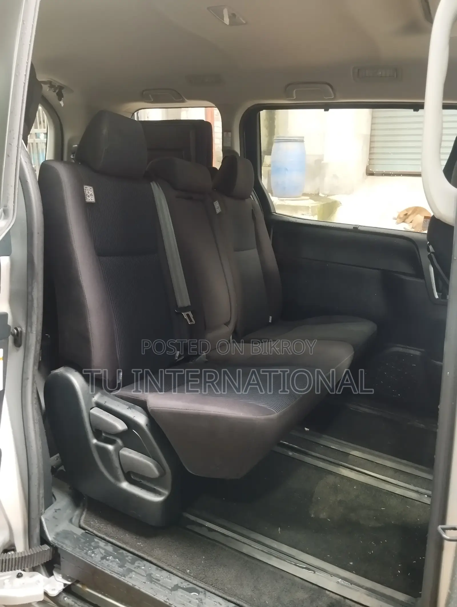 Toyota Noah Non-Hybrid Package 2021