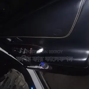 টয়োটা হ্যারিয়ার অ্যাডভান্স প্রিমিয়াম ২০১৪