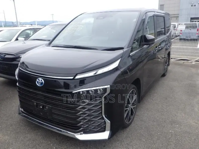 Toyota Voxy S-Z PKG 5.0 BLACK 2023