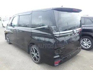Toyota Voxy S-Z PKG 5.0 BLACK 2023