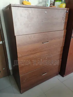 Wardrobes Sell