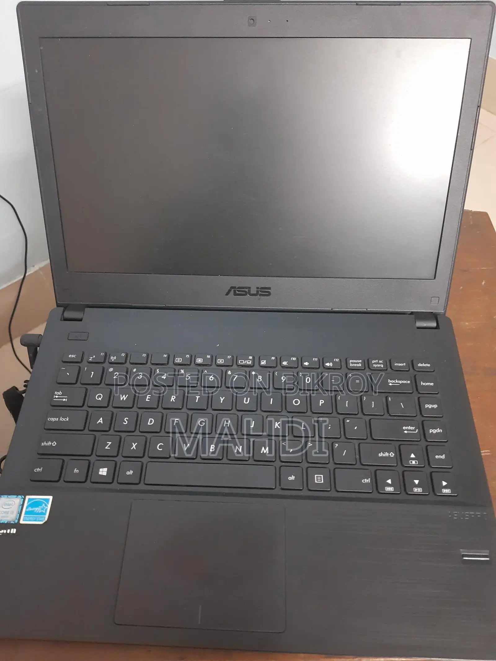 Asus P2430U Core i3 8GB/SSD