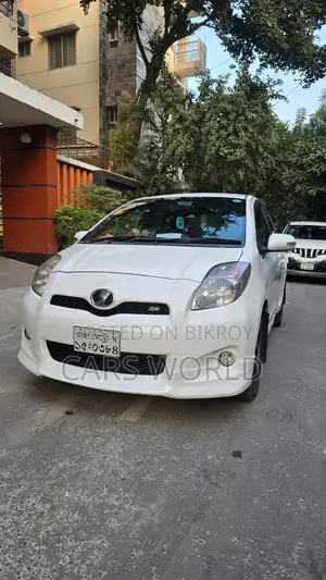 Toyota Vitz পুশ স্টার্ট ২০০৯