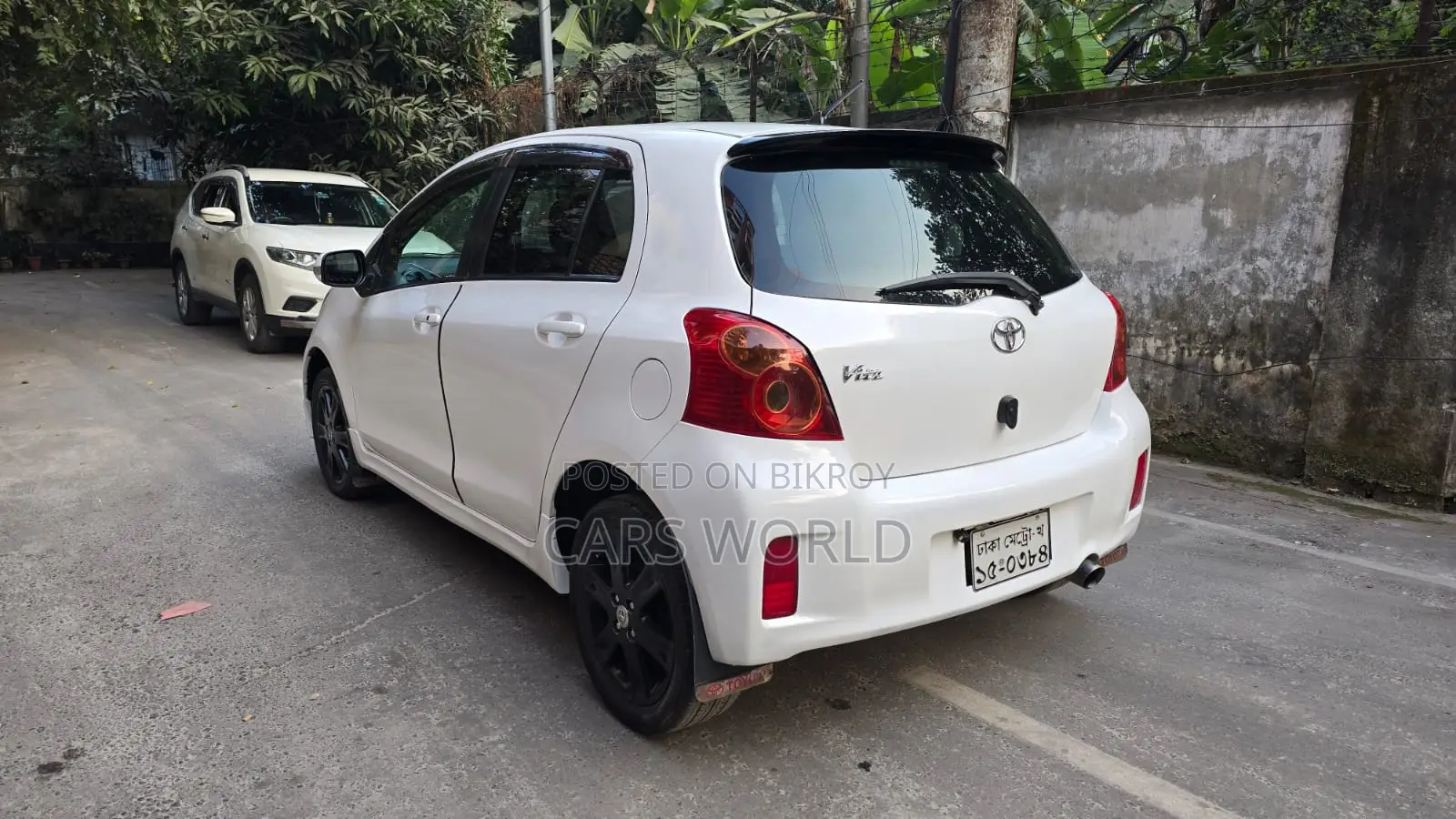 Toyota Vitz পুশ স্টার্ট ২০০৯