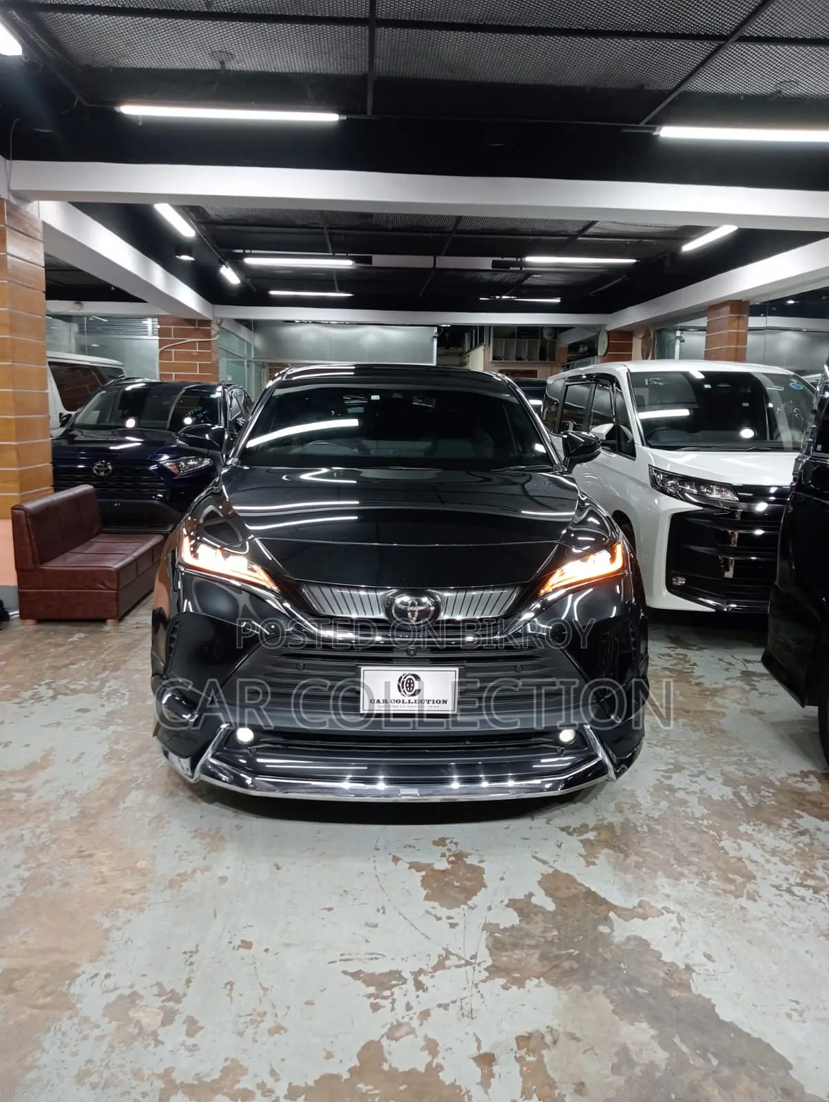 Toyota Harrier Z Leather Non-hybrid 2020