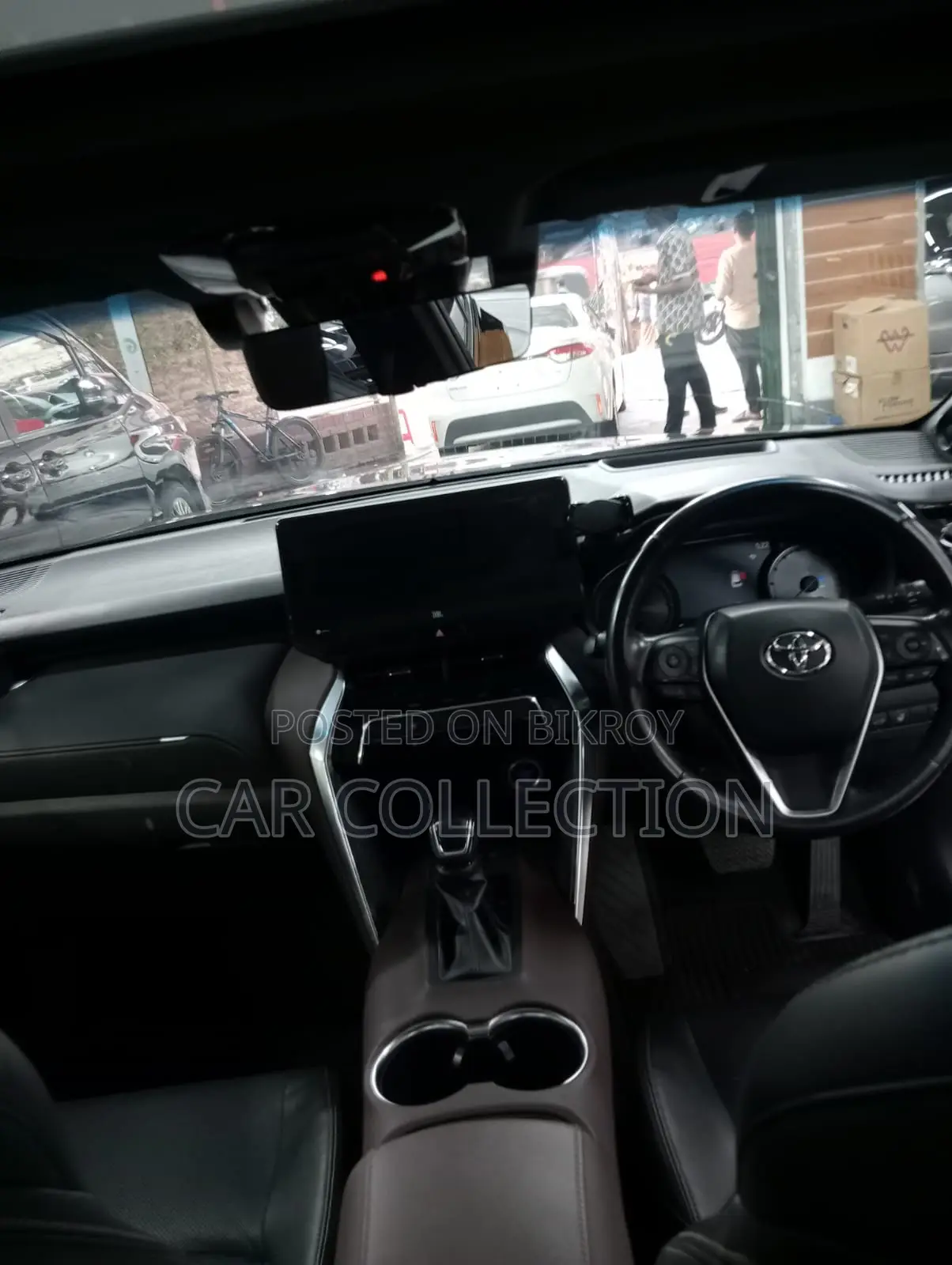 Toyota Harrier Z Leather Non-hybrid 2020