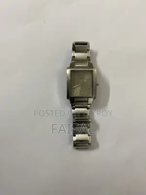Gucci watch for sell.