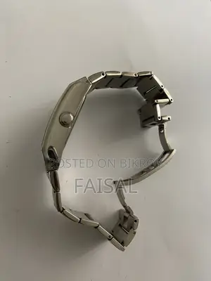 Gucci watch for sell.