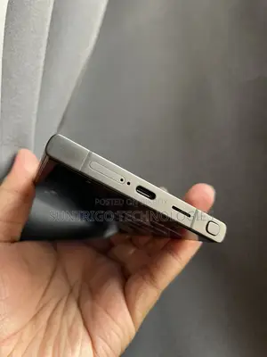 Samsung Galaxy S24 Ultra 12GB | 512GB Box (Used)