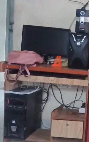 Desktop for sale