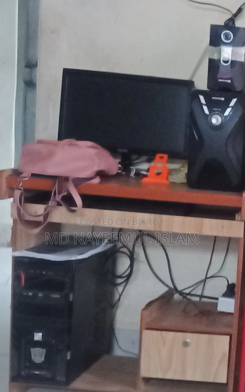 Desktop for sale