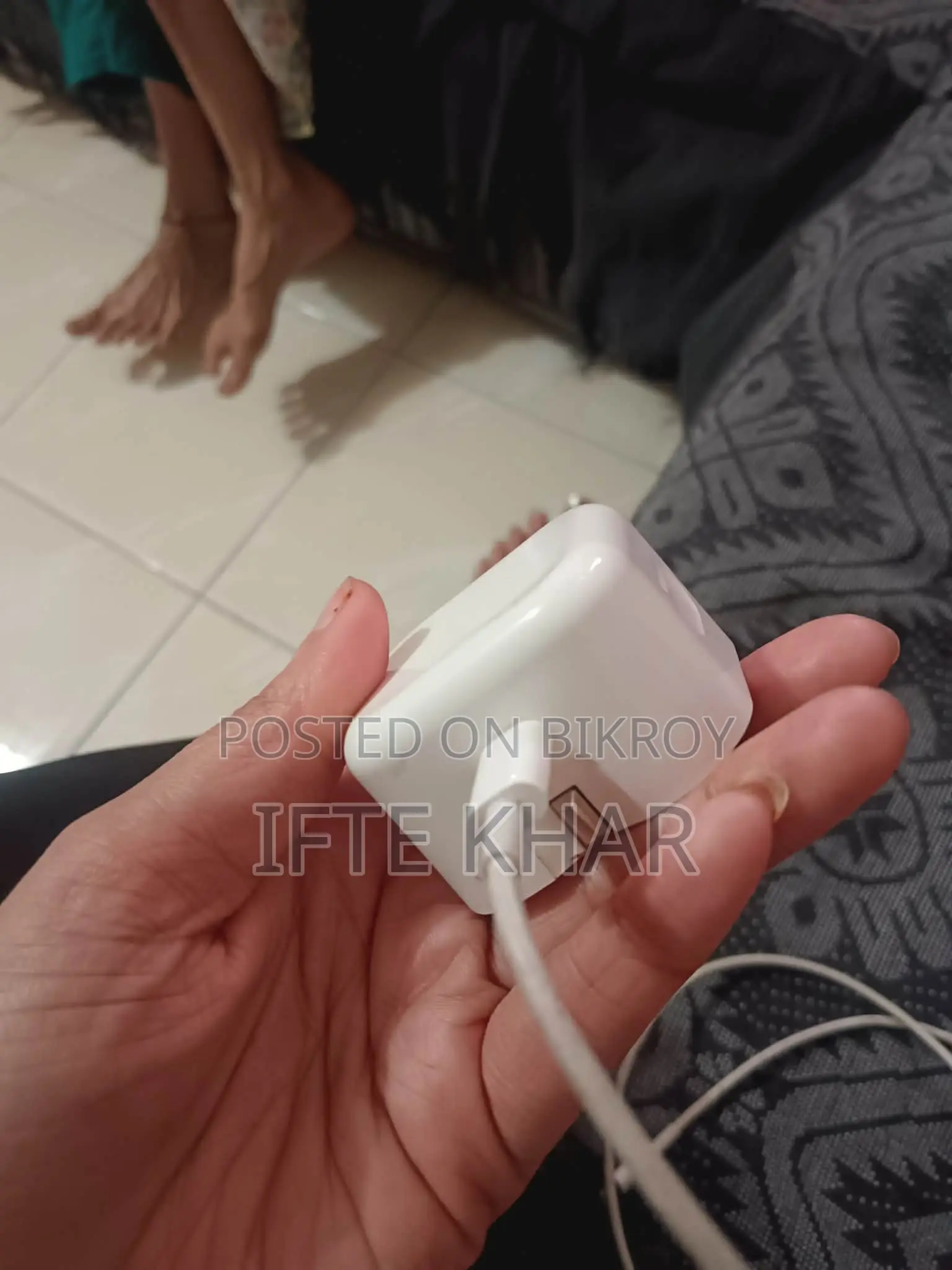আইফোন চার্জার