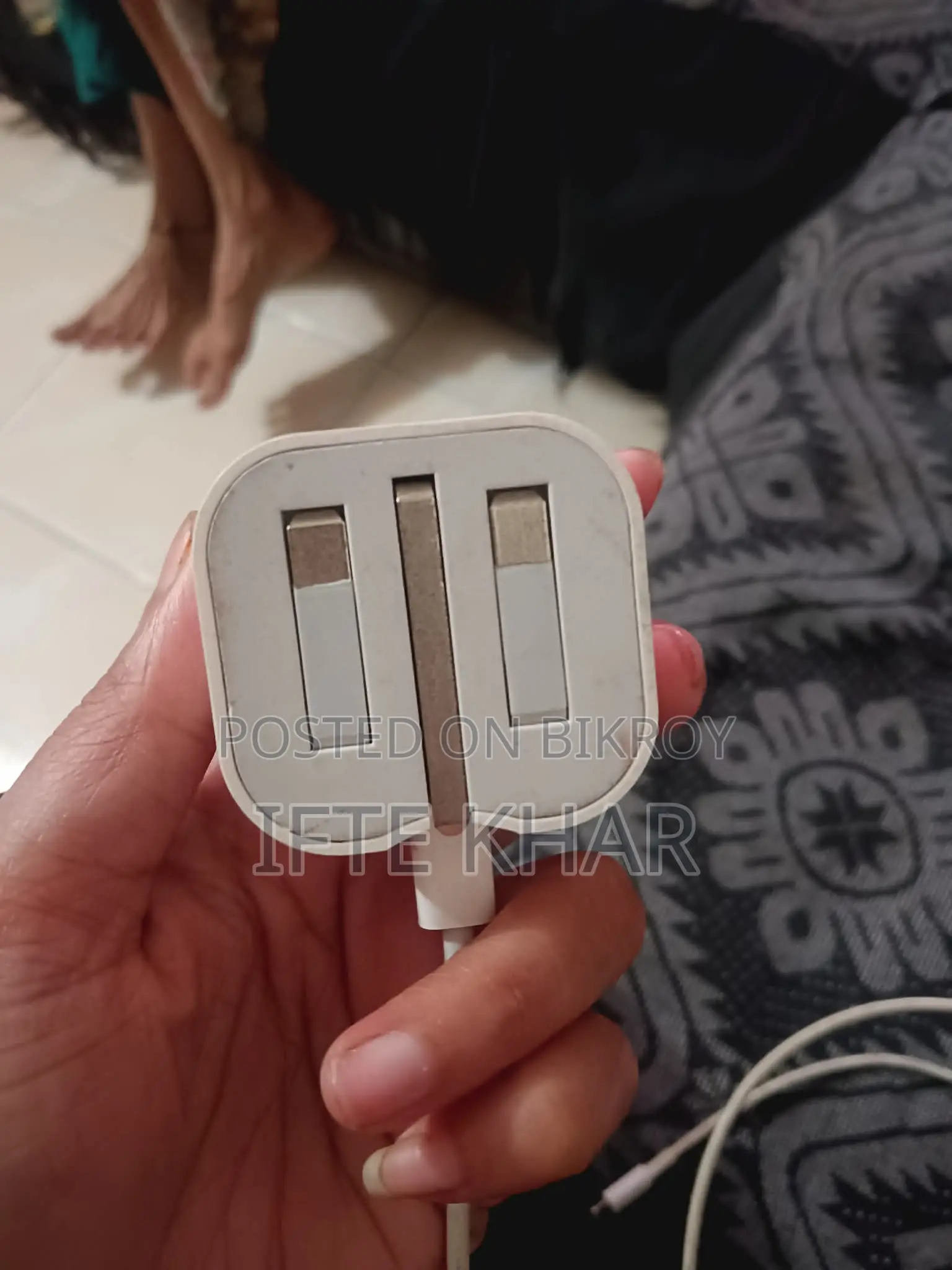 আইফোন চার্জার