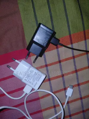 মোবাইল চার্জার