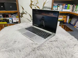 HP Elitebook 835 G8 Amd Ryzen 5 Pro 5650u RAM 8gb SSD 256gb