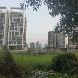“60 Feet” Road ] Block -M [ 4 Katha BASHUNDHARA