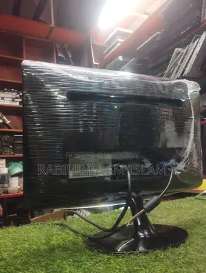 Samsung 18.5" LCD Monitor – Full Fresh Condition