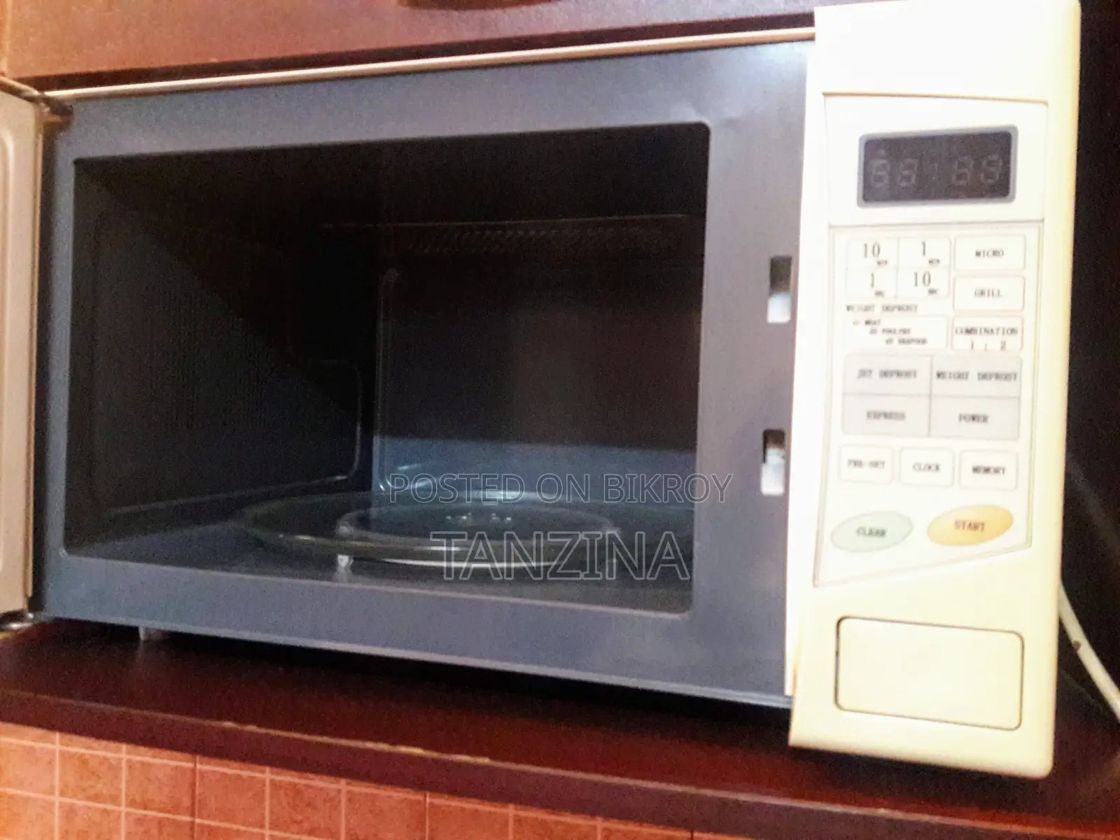 Microwave Oven