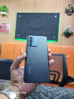 Vivo V23 Pro 5G 12/256 (Used)