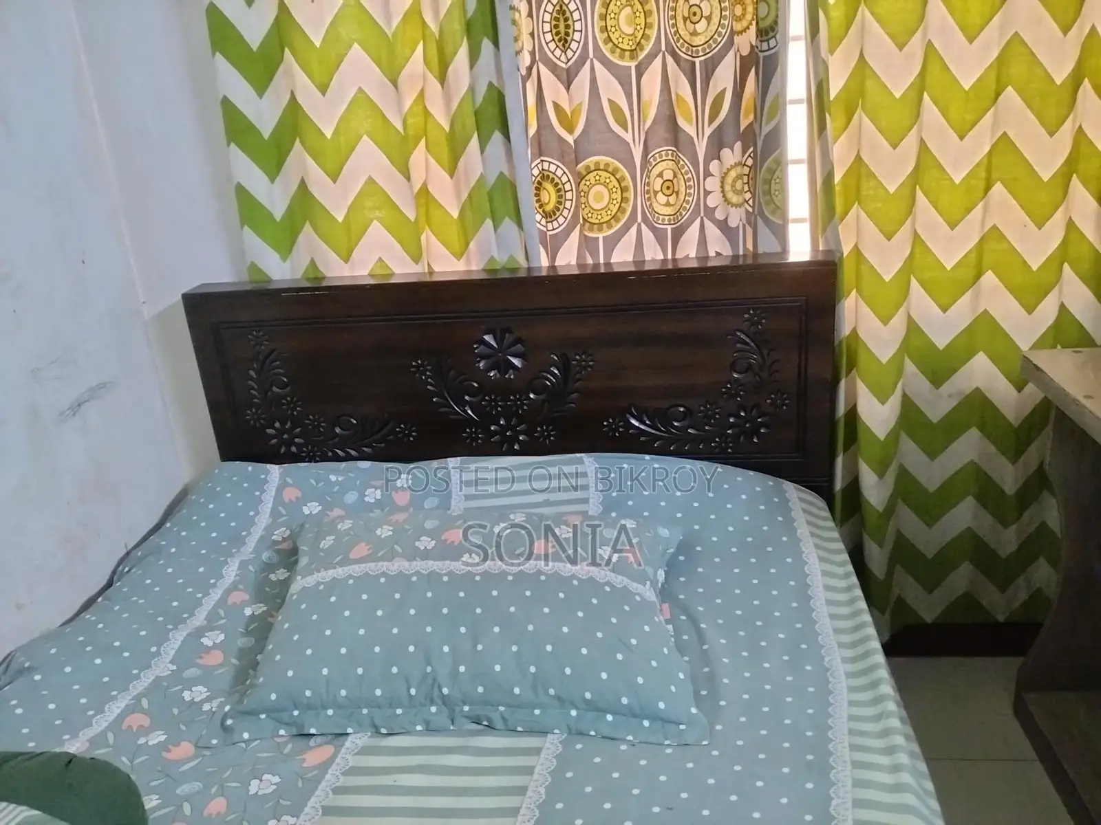 Selling with mattress