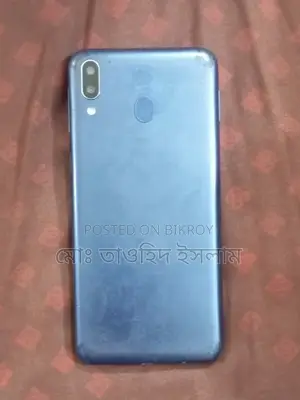 Samsung Galaxy M20 3/32 (Used)
