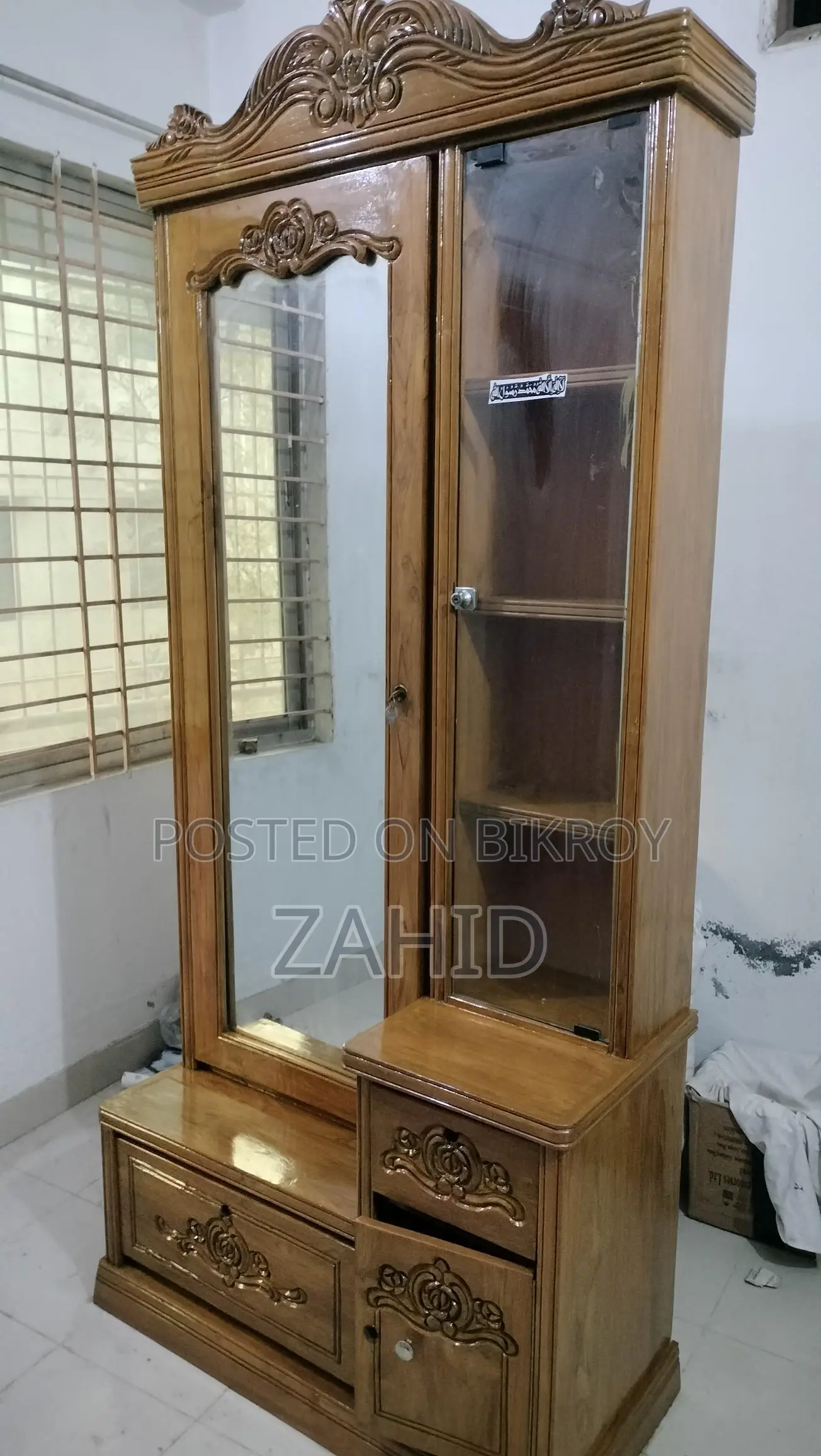 Chittagong Sagun Dressing Table