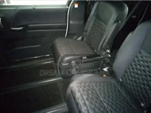Toyota Voxy S-Z ফুল অপশন ২০২৩ ২০২৬