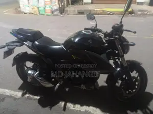 Suzuki Gixxer . 2023