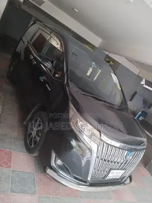 Toyota Esquire Hybrid Gi Package 2019