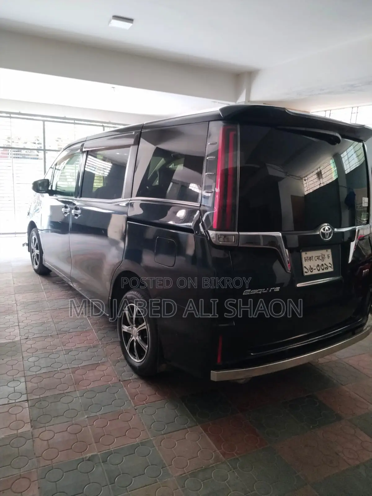 Toyota Esquire Hybrid Gi Package 2019
