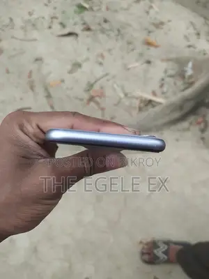 Apple iPhone 11 (Used)