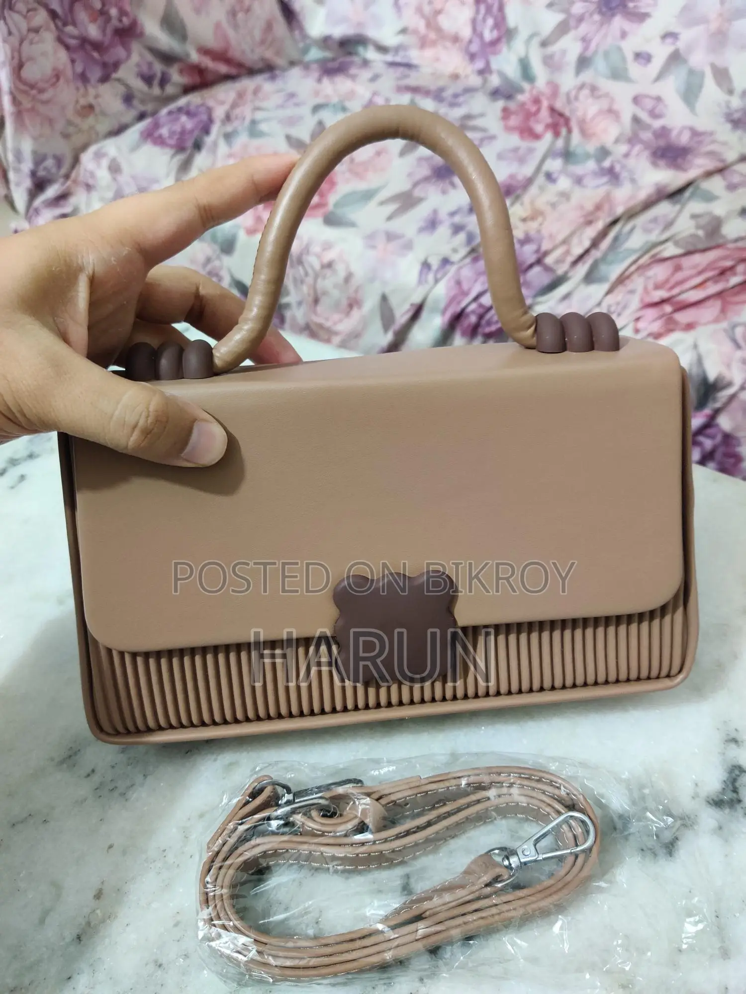 New Hand Bag