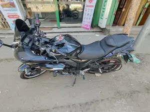 Suzuki Gixxer FI Disc . 2019
