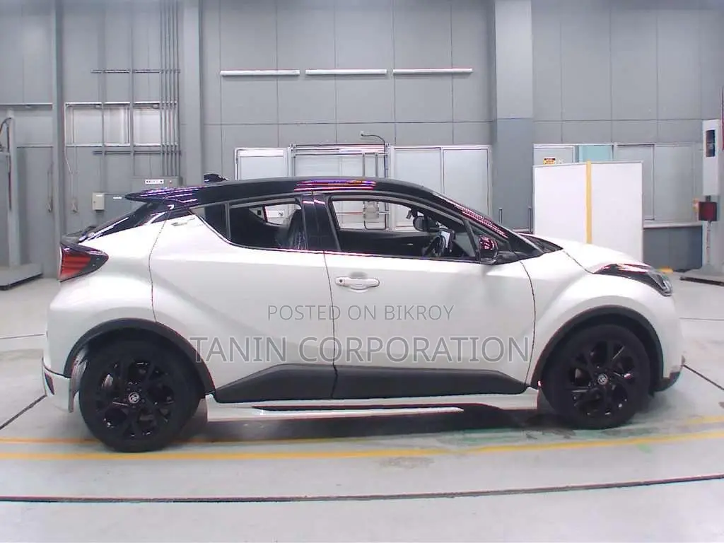 Toyota C-HR Hybrid G Nero Mode 2021