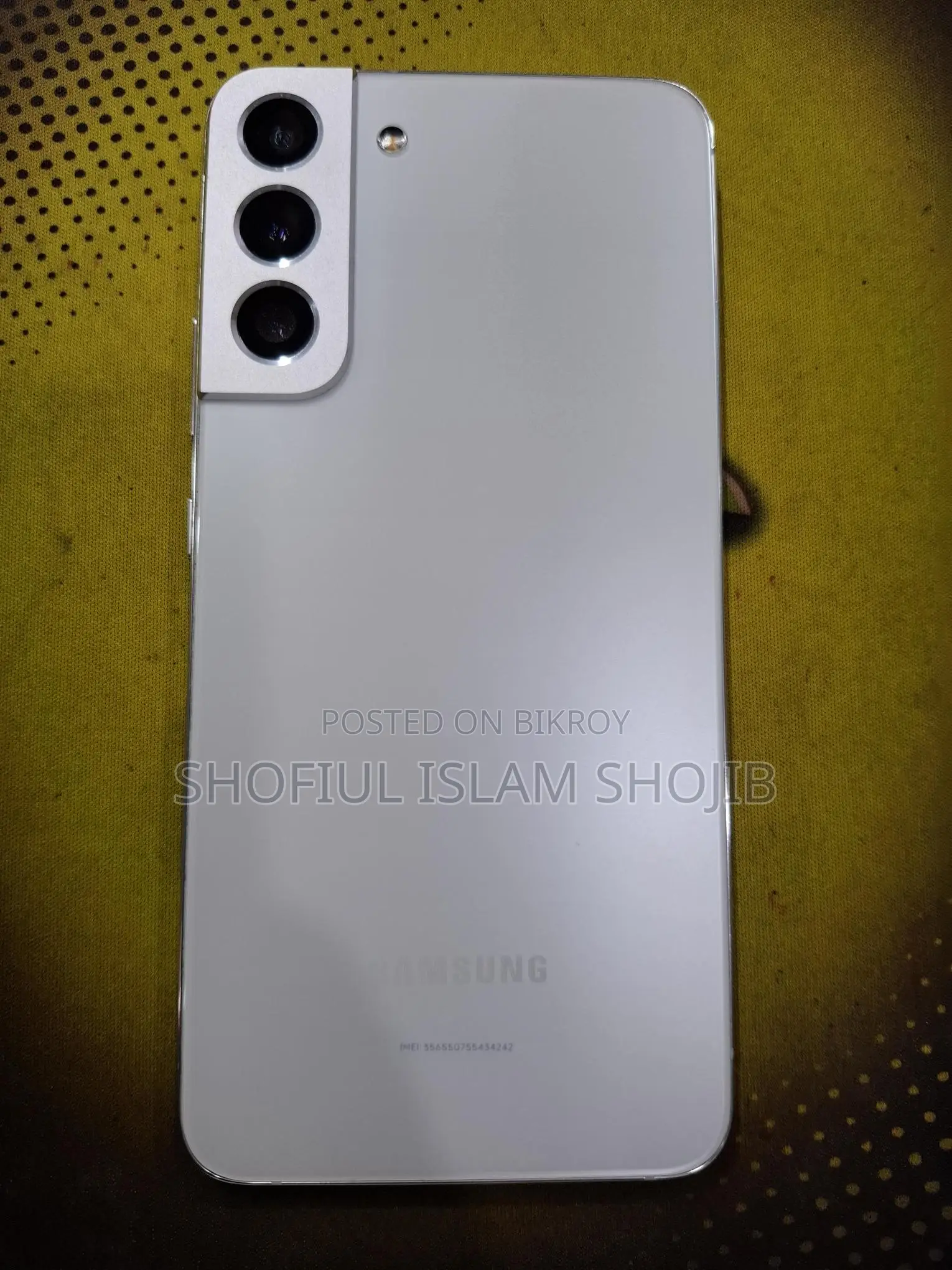 Samsung Galaxy S22 Plus 8GB+ 256GB (Used)