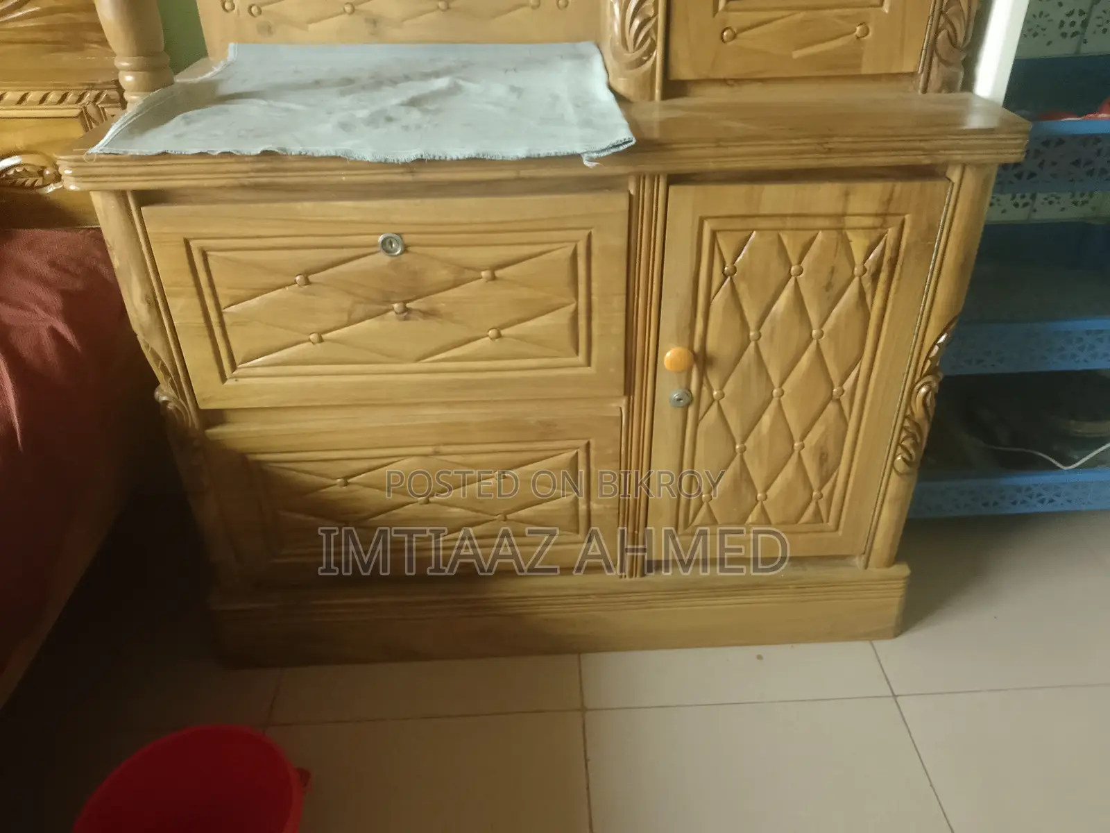 ড্রেসিং টেবিল বিক্রয় হবে