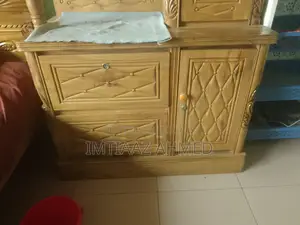 ড্রেসিং টেবিল বিক্রয় হবে