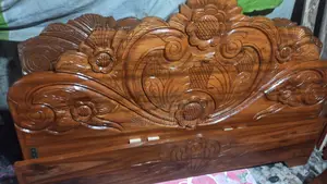 সেমি বক্স ৫ ফুট বাই ৭ ফিট ডাবল বেড
