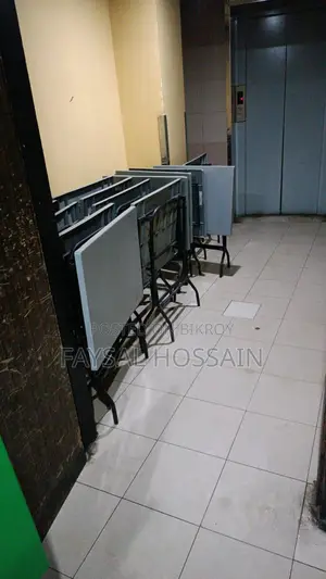 Folding Table Size 27 / 19 Inche.