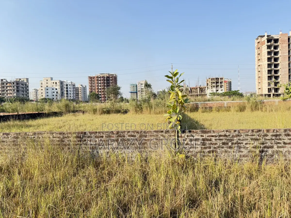 M-Block 3 Katha Prime Location Near 300ft Road