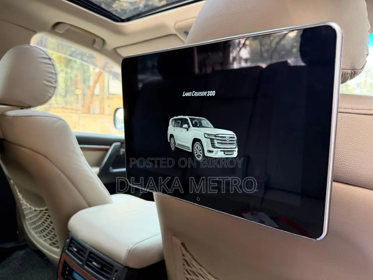 Toyota Land Cruiser V8 2011