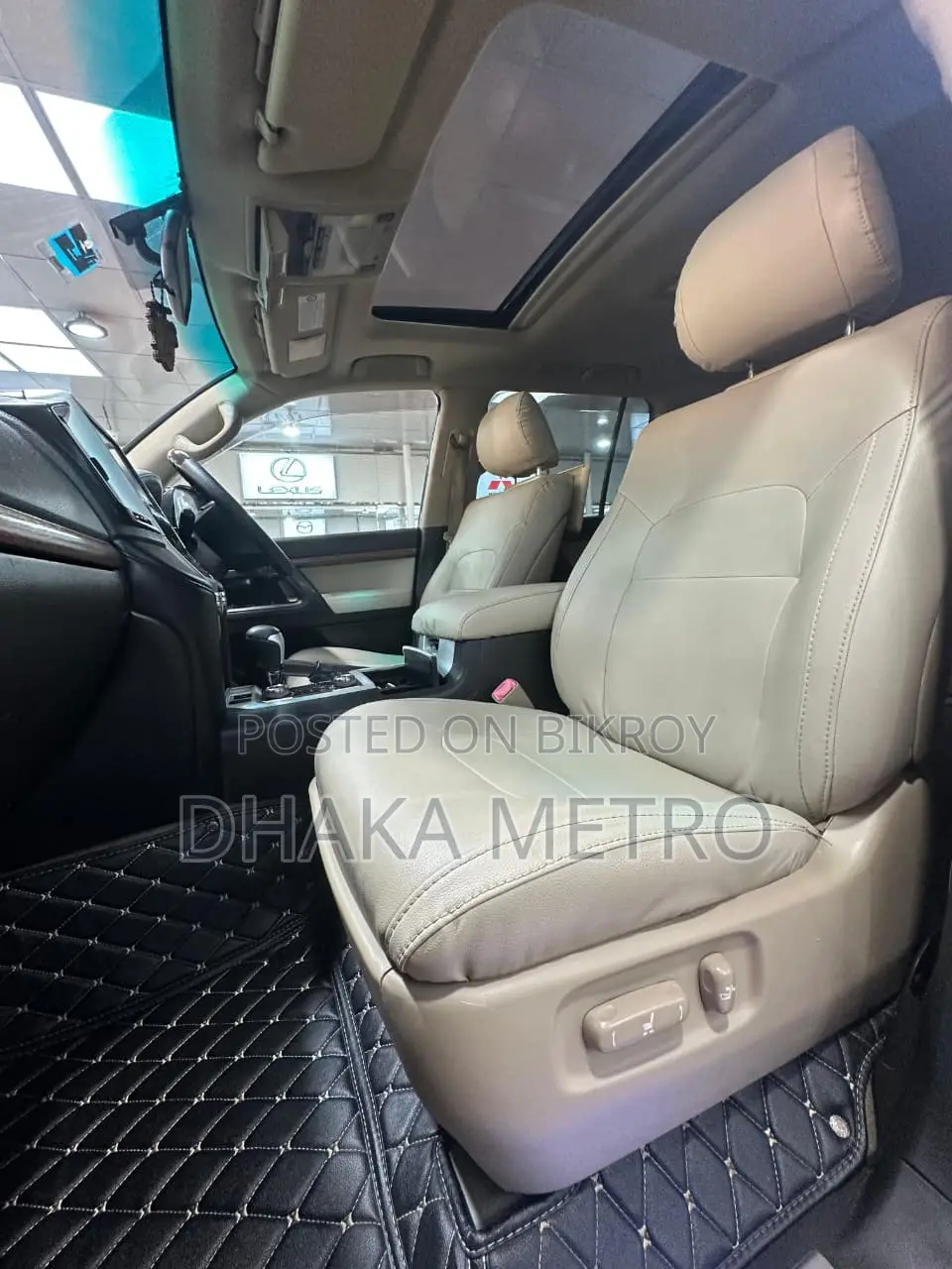 Toyota Land Cruiser V8 2011